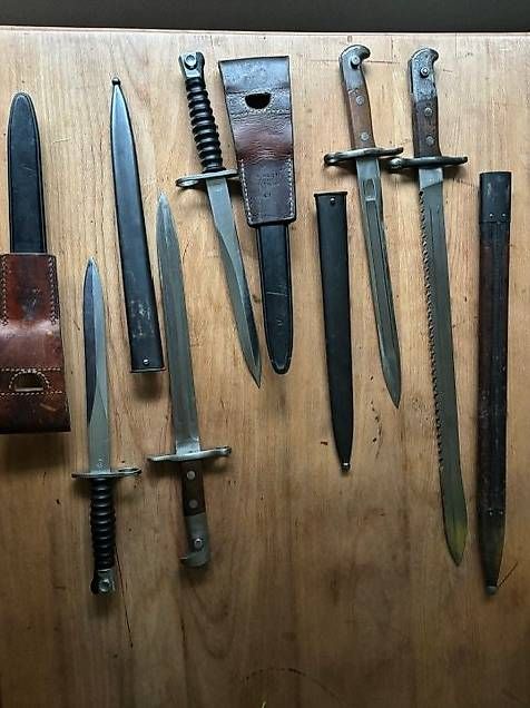 Schweizer Armee Armi bianche: Bajonette – Usato da Ennenda venduto da glarner58 1