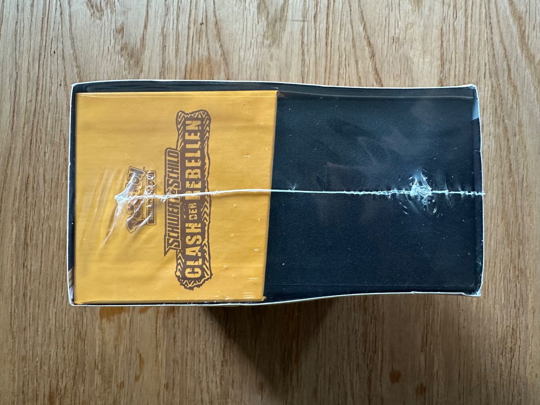 Pokémon Sammelbilder & Trading cards: Pokémon Top Trainer Box Clash der Rebell – Neu und originalverpackt aus Zürich von Hunger-Toys-Games 5