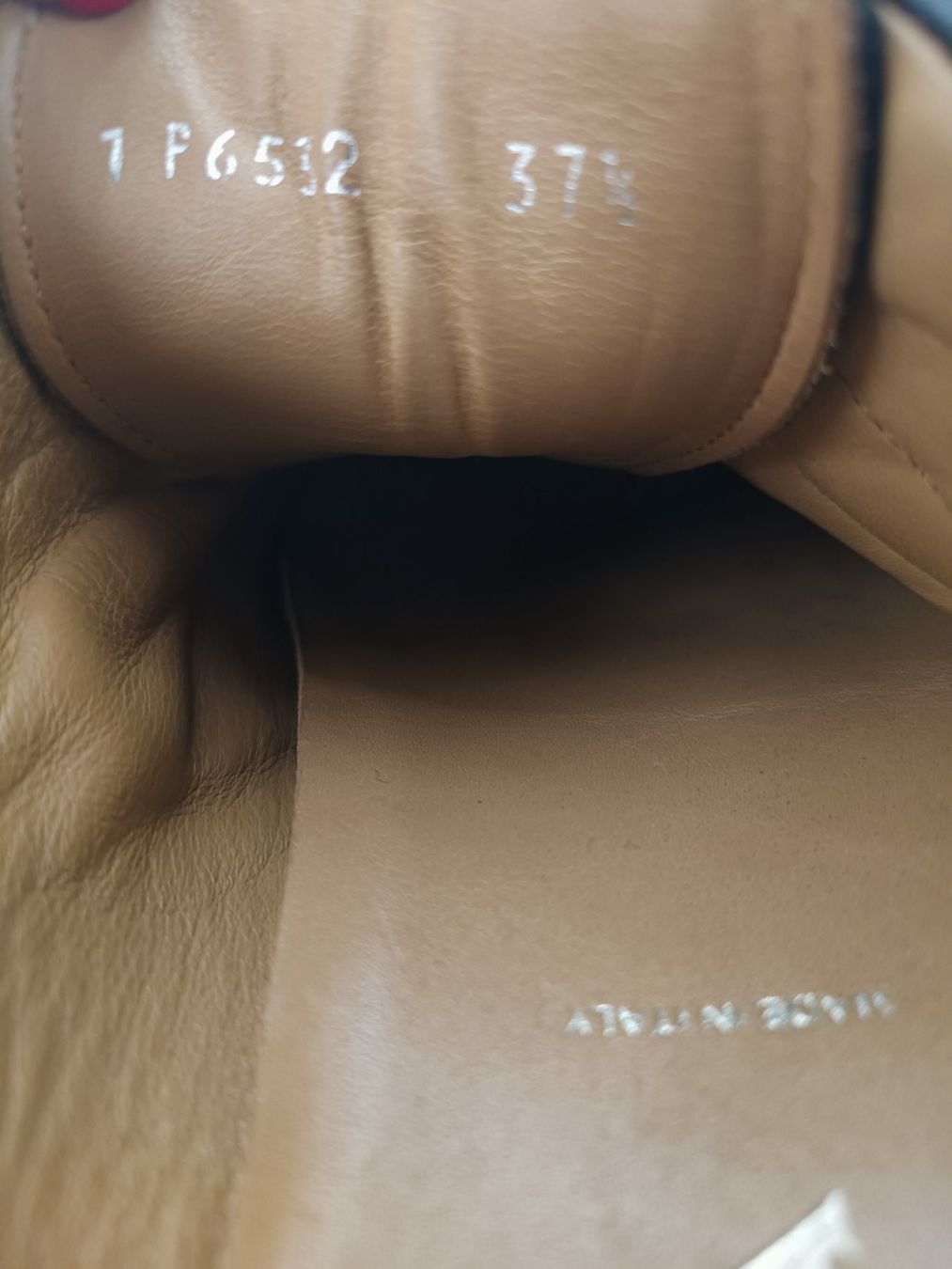Prada Scarpe da donna: Baskets Prada en cuir – Usato da Genève venduto da Lenapop 2
