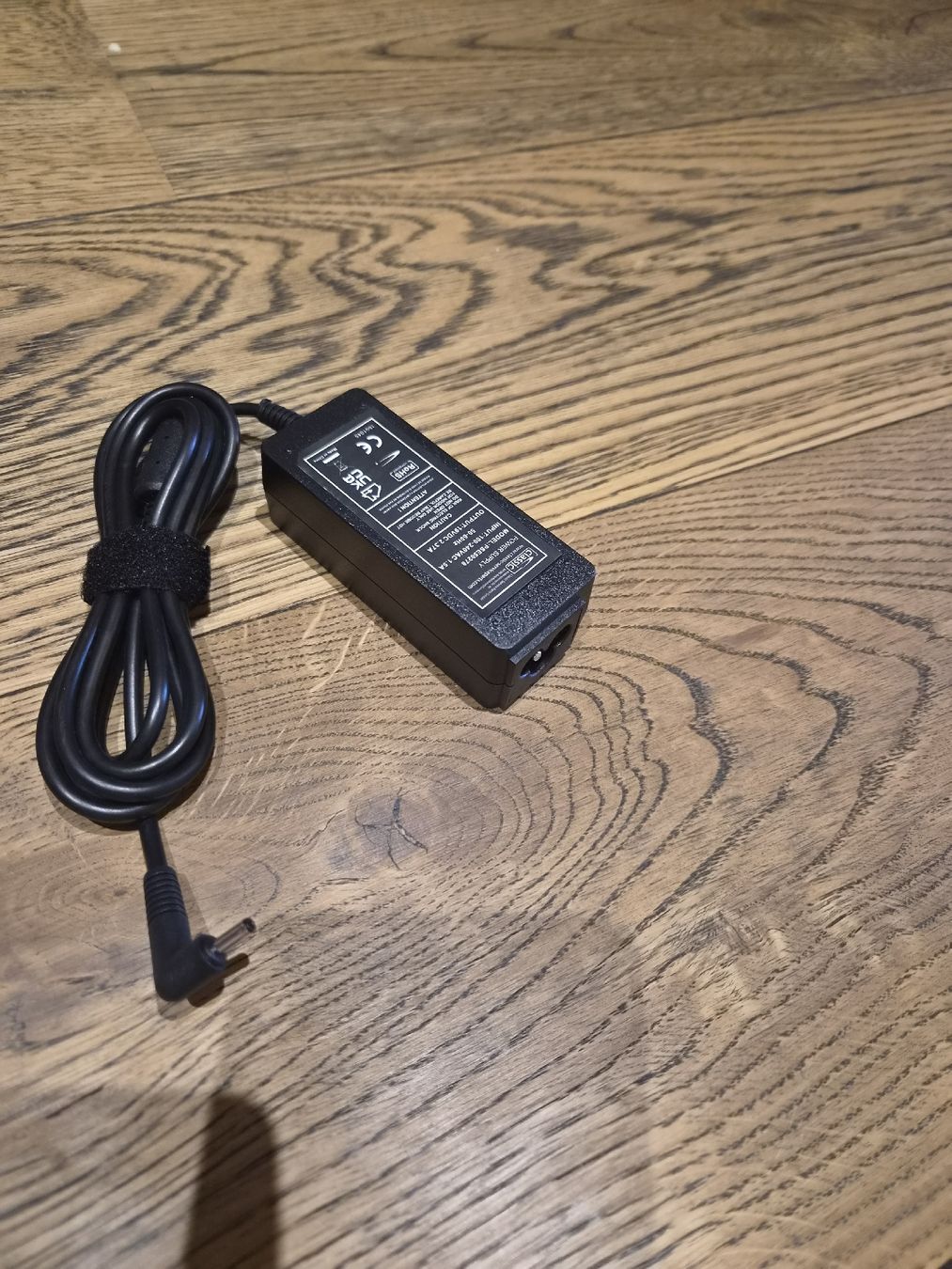 Kabel: Netzteil Classic PSE50278 19VDC 2.37A gut erhalten – Neu (gemäss Beschreibung) aus Radelfingen von Natij22