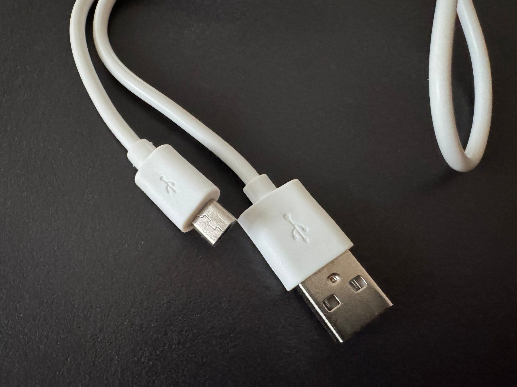 Kabel: Ladekabel - USB A auf Micro USB – Gebraucht aus Zollikon von Krenapf 1