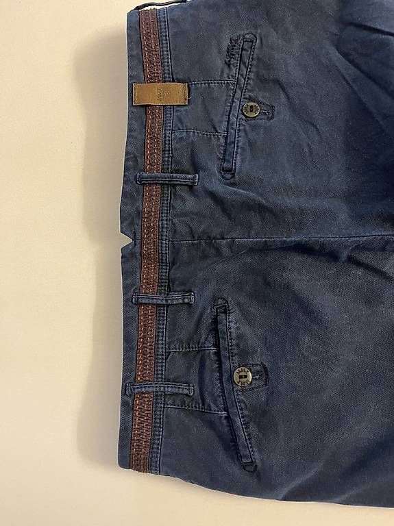 Jeans: MMX Jeans dunkelblau  – D'occasion à Muri b. Bern par Merliner01 2