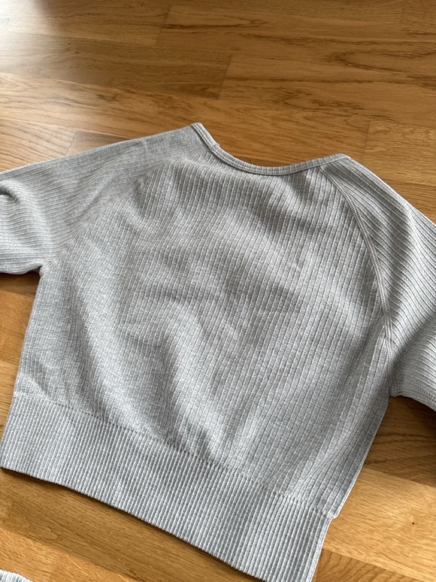 Lots de vêtements: Sportset – Neuf (Voir description) à Kriens par g_b_mk7j 4