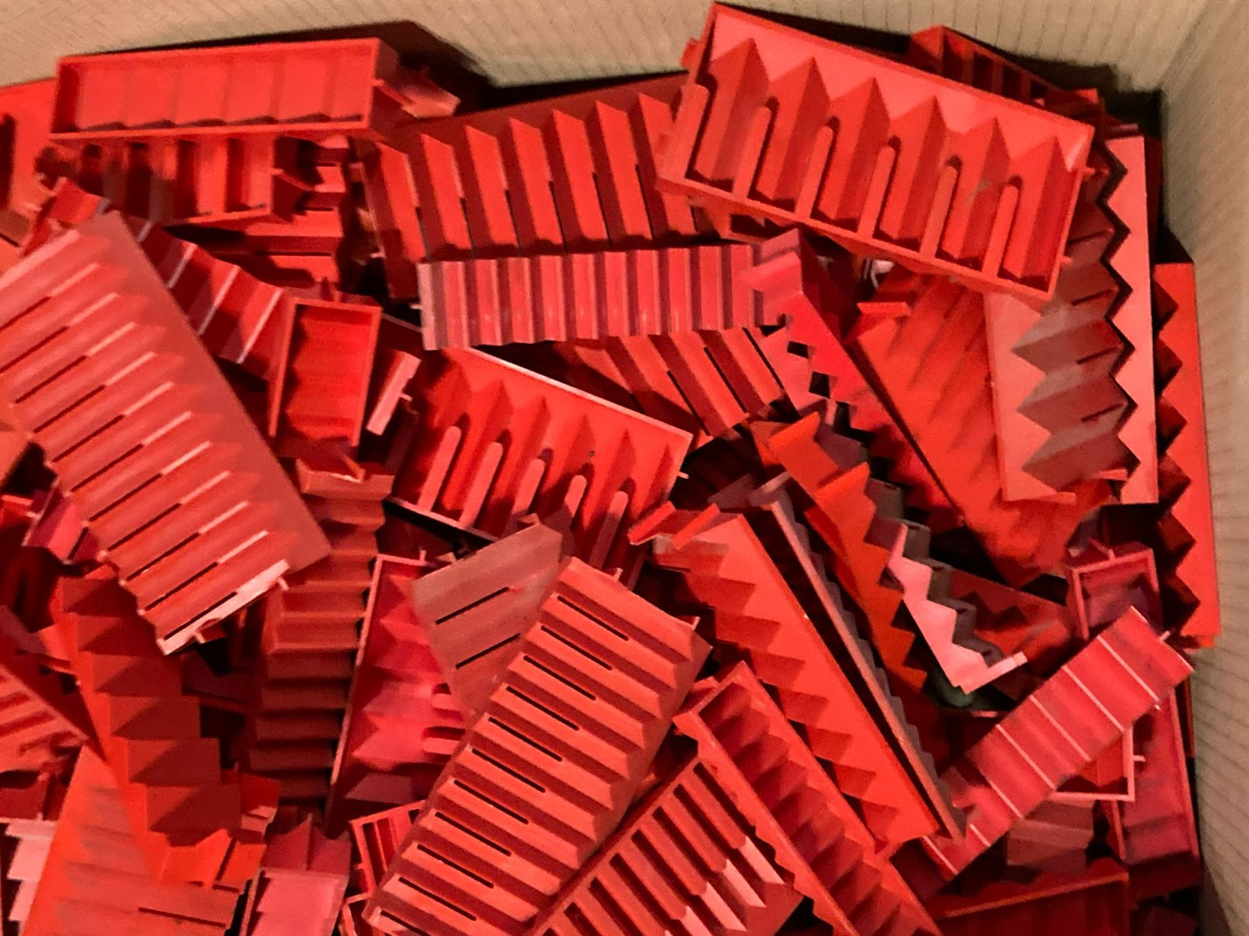 Lista Supporti a parete: Lista Rilleneinsatz, Einteilungsmaterial - Halbe Karton Box – Usato da Wohlen AG venduto da Uhu13 3