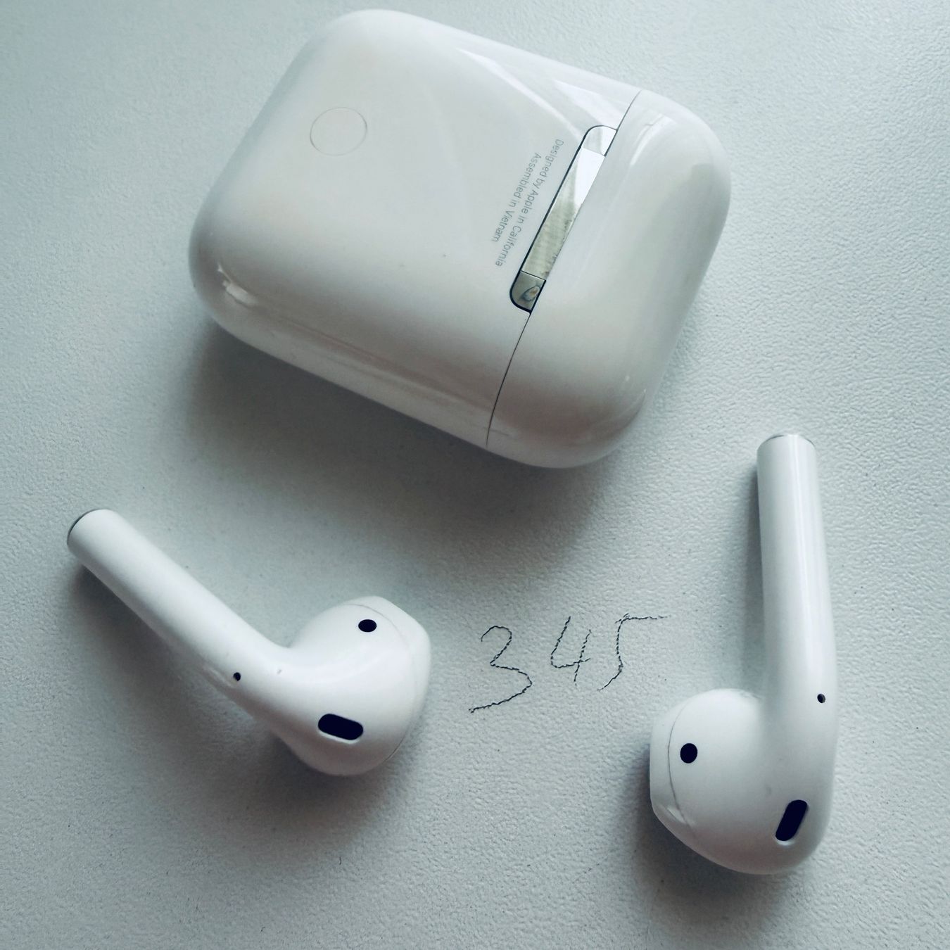 Apple Kopfhörer: Original Apple AirPods 2 Gen. Wireless Kopfhörer & Case – Gebraucht aus Basel von MY.AIRPODS.SHOP 9