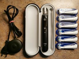 Elektrische Zahnbuerste Oral-B iO inkl. 6 neue Zahnbürsteli