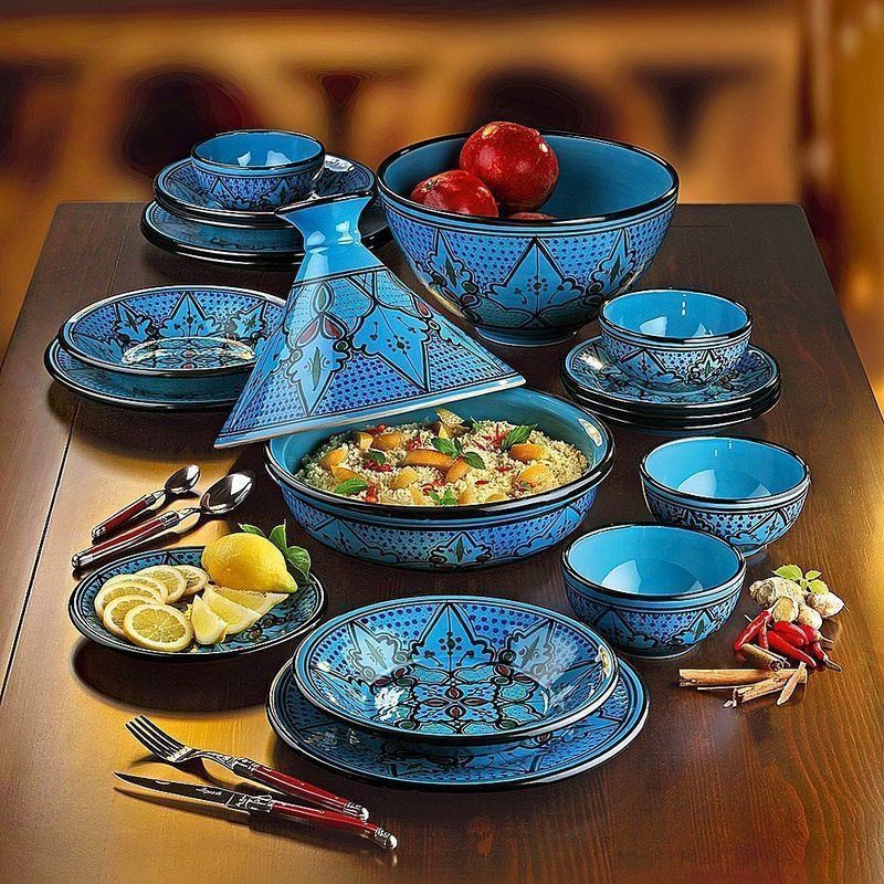 Set di piatti: Orientalisches Keramikgeschirrset – Usato da Bülach venduto da razalgul