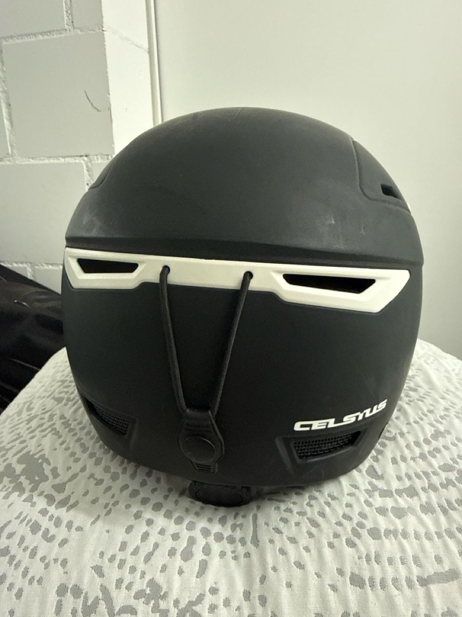 Helme: Celsius Skihelm T2X VISOR – Gebraucht aus Bad Ragaz von sim_k52b 2