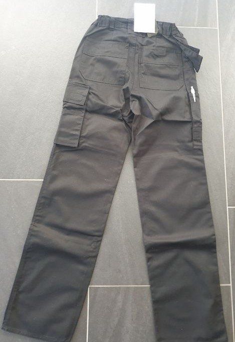 Hosen: Arbeitshose Gr 54 Schwarz (NEU) – Neu und originalverpackt aus Vielbringen Worb von Isch-0u-guet 1