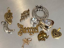 Pendentifs en métal argenté et doré