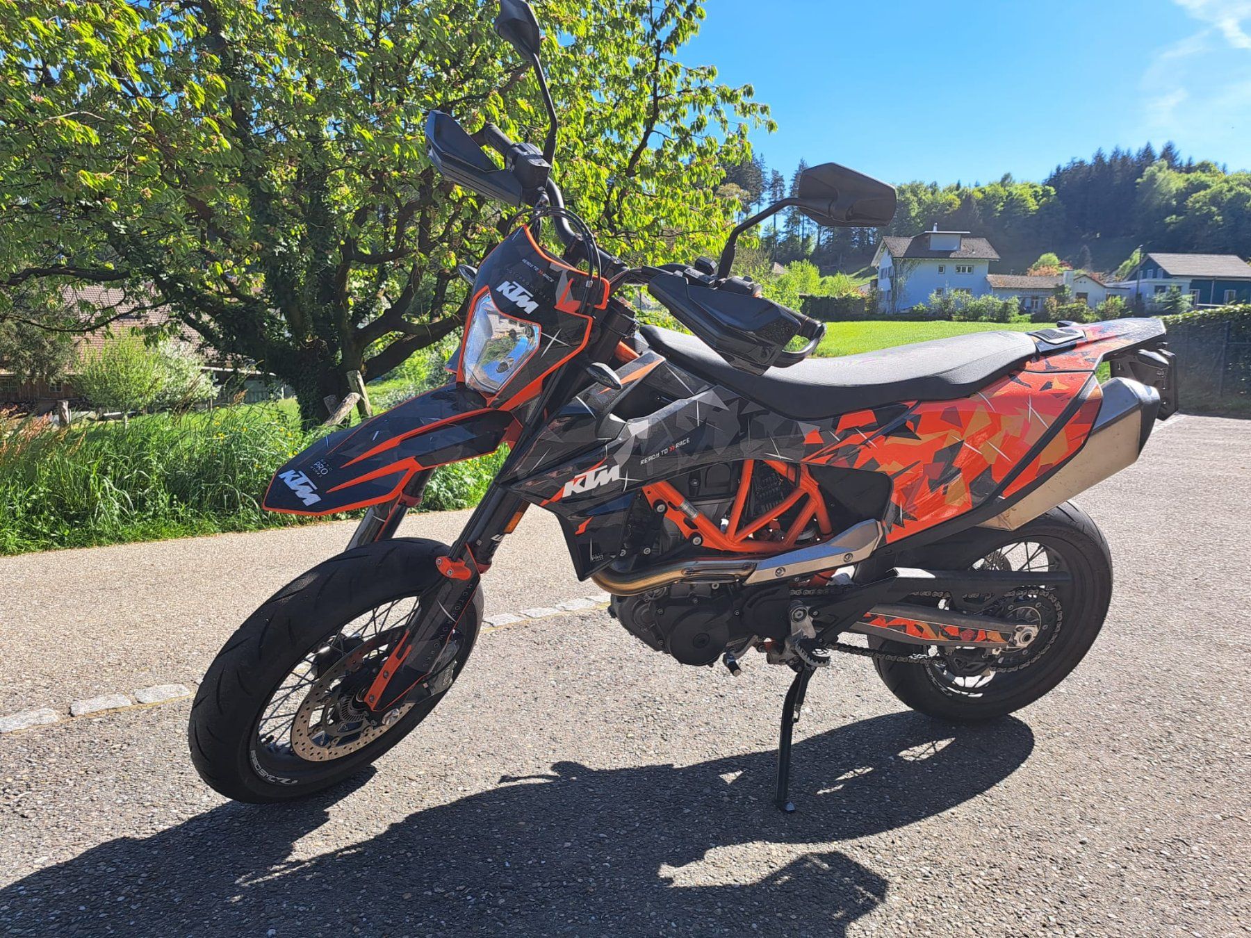 KTM Strada: KTM 690 SMC R – Usato da Brittnau venduto da stellimia
