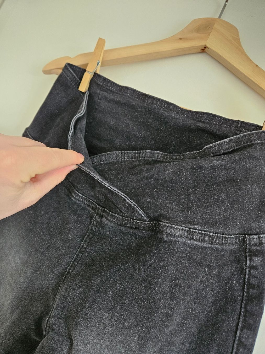 Hosen: Schwangerschaftshose Gr.S anthrazit – Gebraucht aus Schaffhausen von sabrina915 1