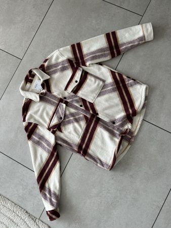 Übergangsjacke von Bershka Grösse.L in Top Zustand
