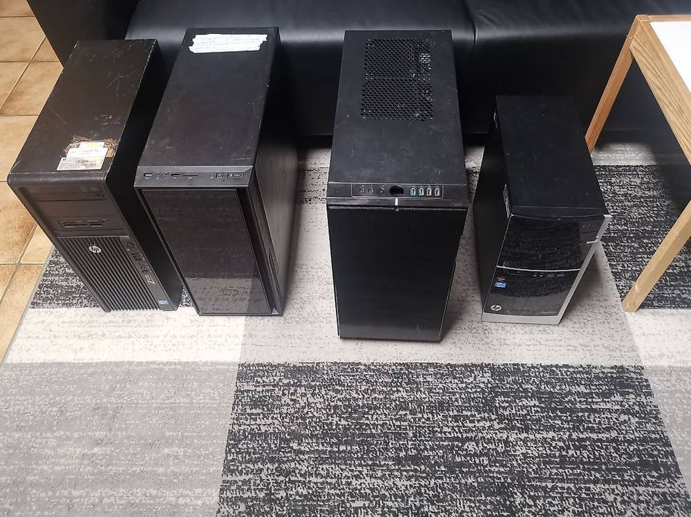Lots PC Gaming et autres en divers état (Défectueux) à Poliez-le-Grand ...