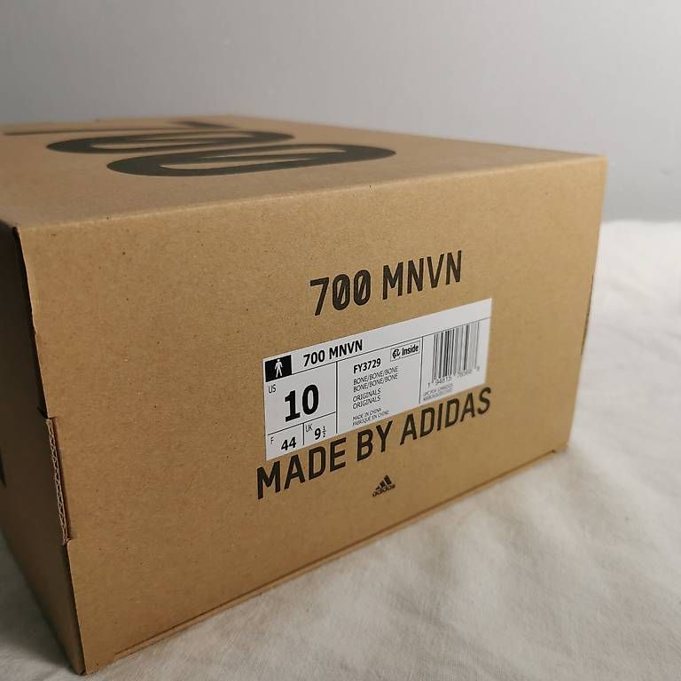 Adidas Scarpe da uomo: Adidas Yeezy Boost 700 MNVN Bone – Nuovo e nell'imballaggio originale da Luzern venduto da LuzernerShop 3
