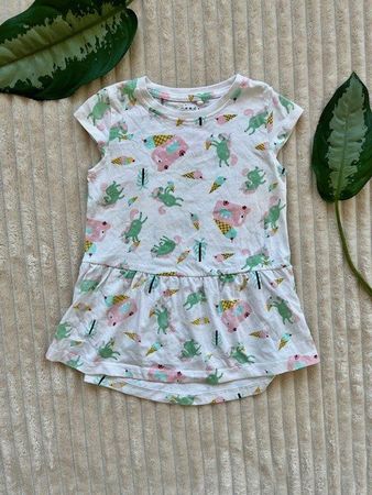 Name It Kleid Grösse 92 mit süssem Einhorn Muster!