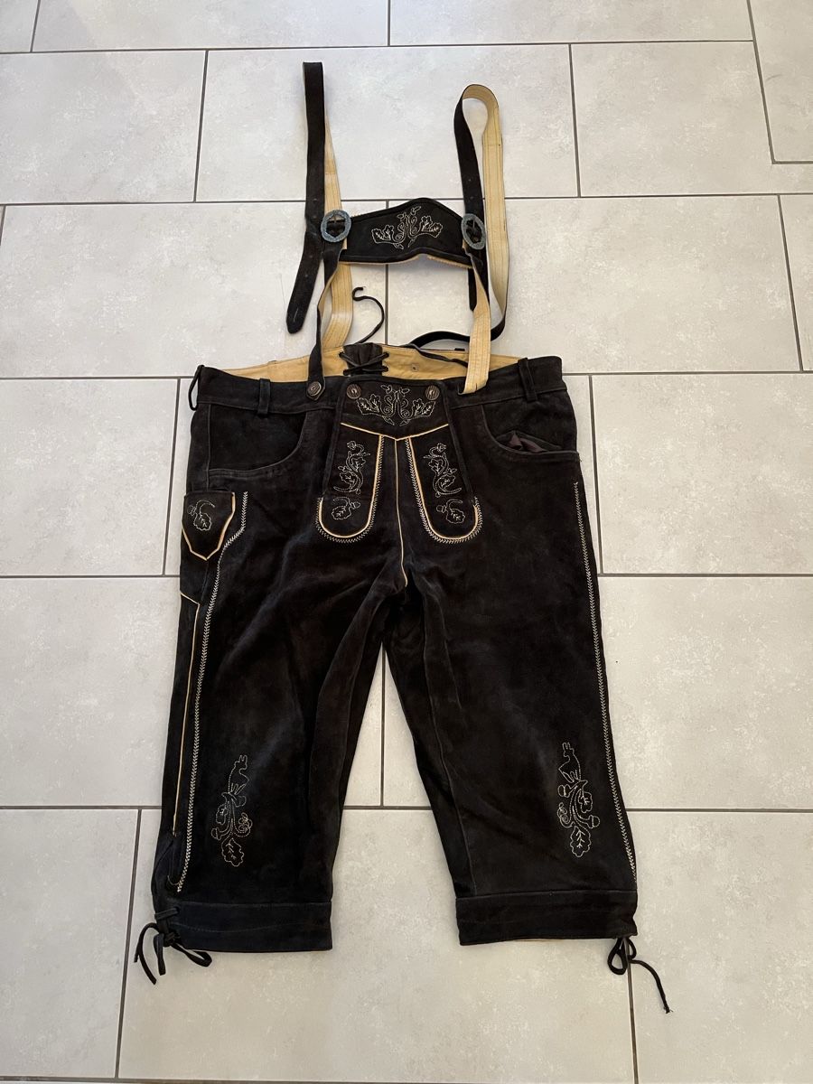 Pantaloni: Lederhose aus Echtleder Gr. 60 – Usato da Neuenegg venduto da thapan_27