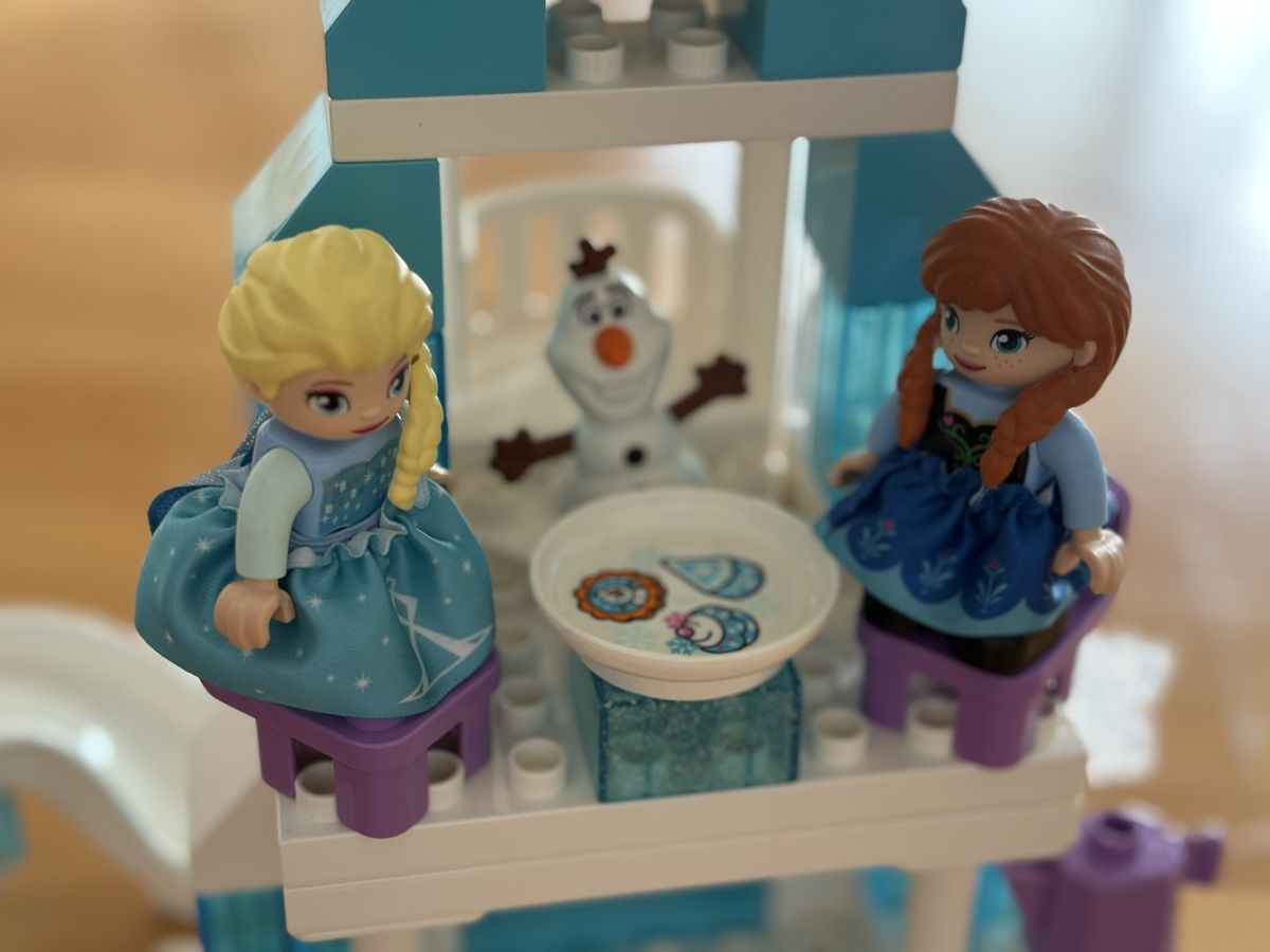 Lego Spielzeuge: LEGO Duplo Elsas Eispalast – Gebraucht aus Zürich von Stravag 2