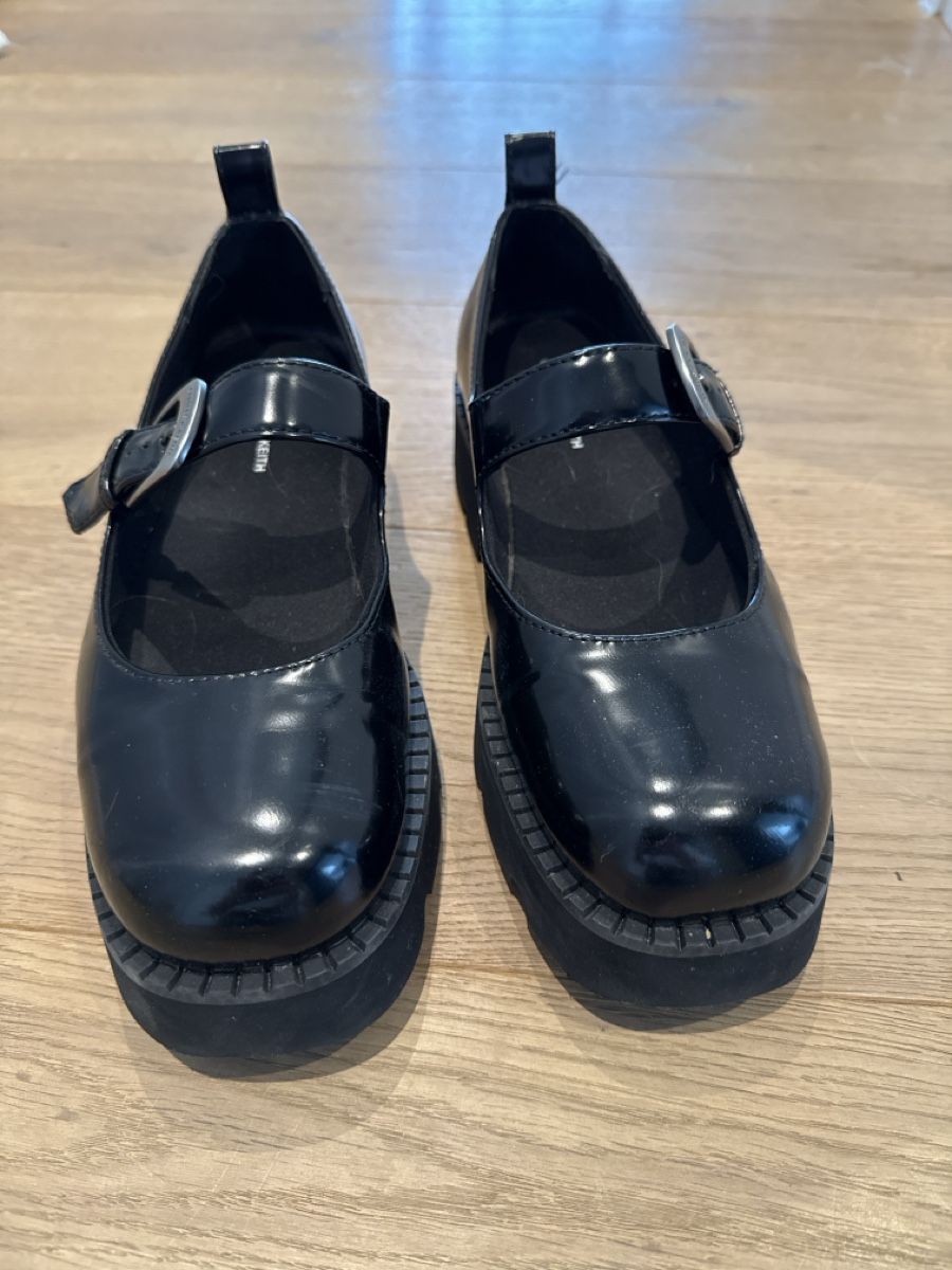 Scarpe da donna: Charles&Keith Schuhe – Usato da Wettswil venduto da lalinda85 1