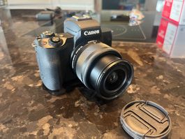 Canon EOS M50 Mark II Systemkamera mit Objektiv guter Zus..