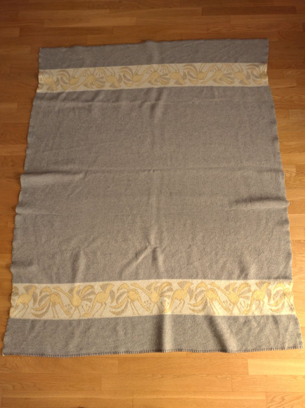 Coperte: vintage WOLLDECKE – Usato da Pfeffingen venduto da Intertandem