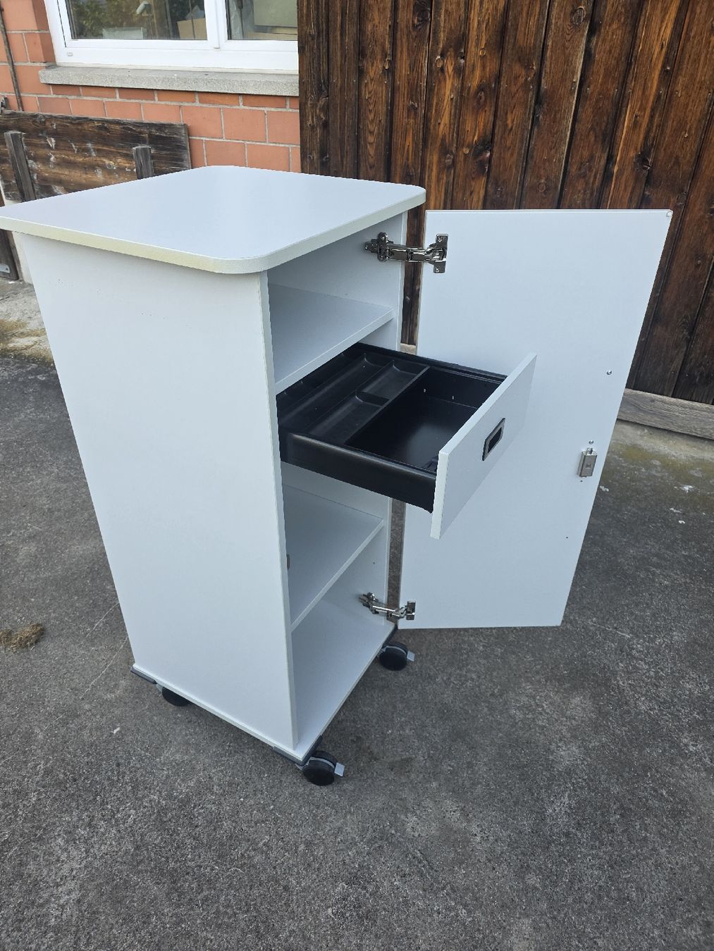 Armoires: Büro Caddy abschliessbar – D'occasion à Rüti ZH par Madeira14 3