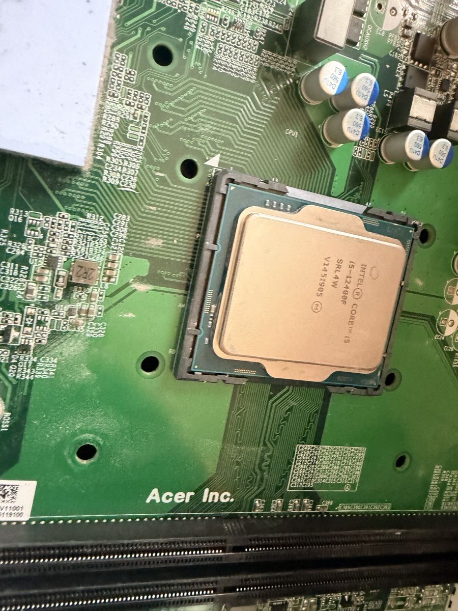 Acer PC: Acer predator – Nuovo (secondo la descrizione) da Bern venduto da ste_lm7r