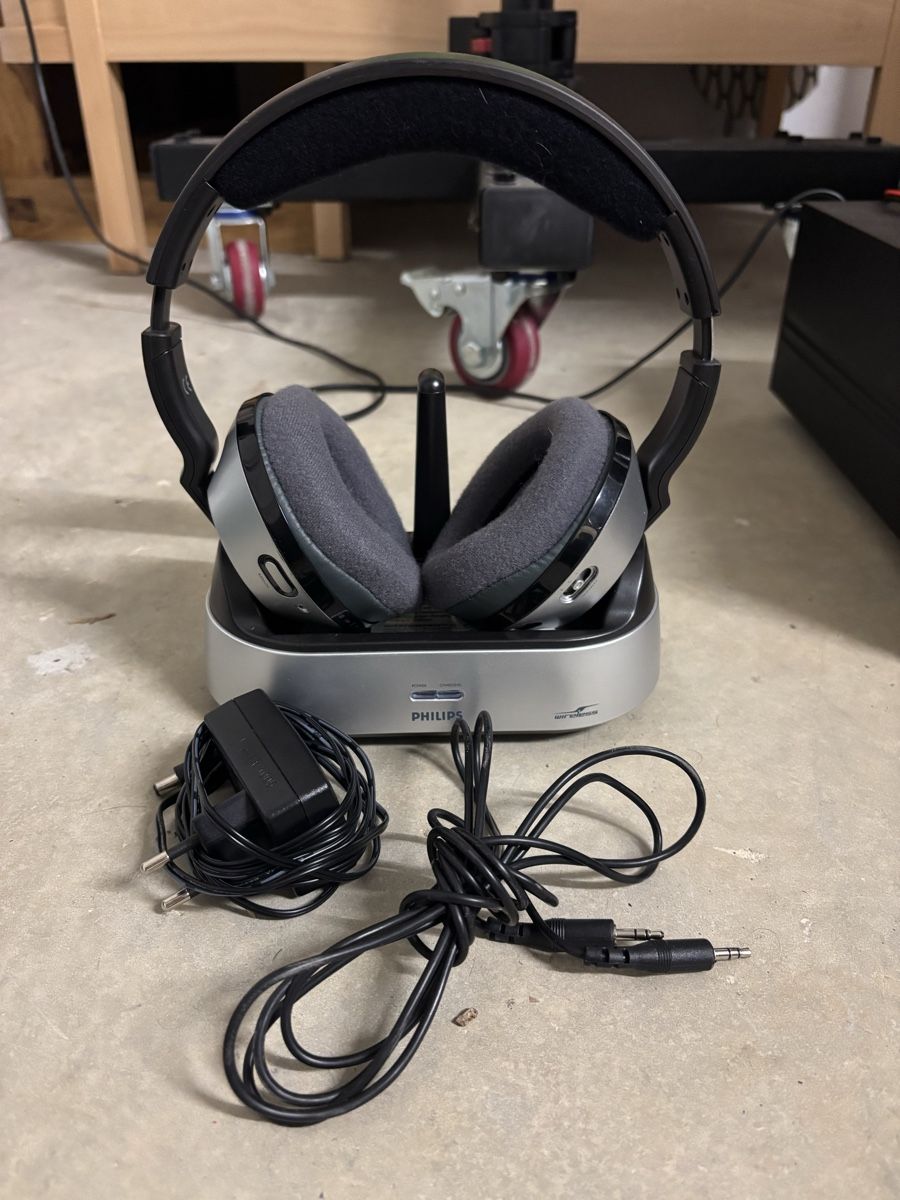 Philips Kopfhörer: Philipps SHC8525/00 Wireless Kopfhörer – Gebraucht aus Wolfhalden von kristijan92 1