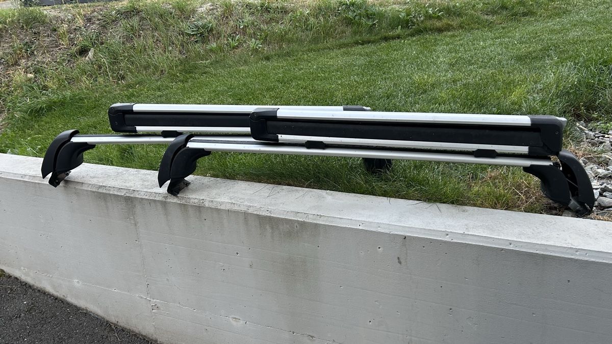 Dachträger: Barres de toit pour Polestar2 – Gebraucht aus Martigny-Croix von Cabli