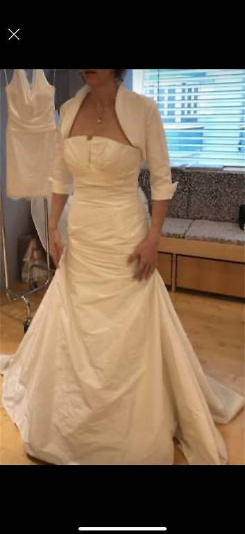 Vestiti: Hochzeitskleid – Usato da Däniken SO venduto da Seat01 1