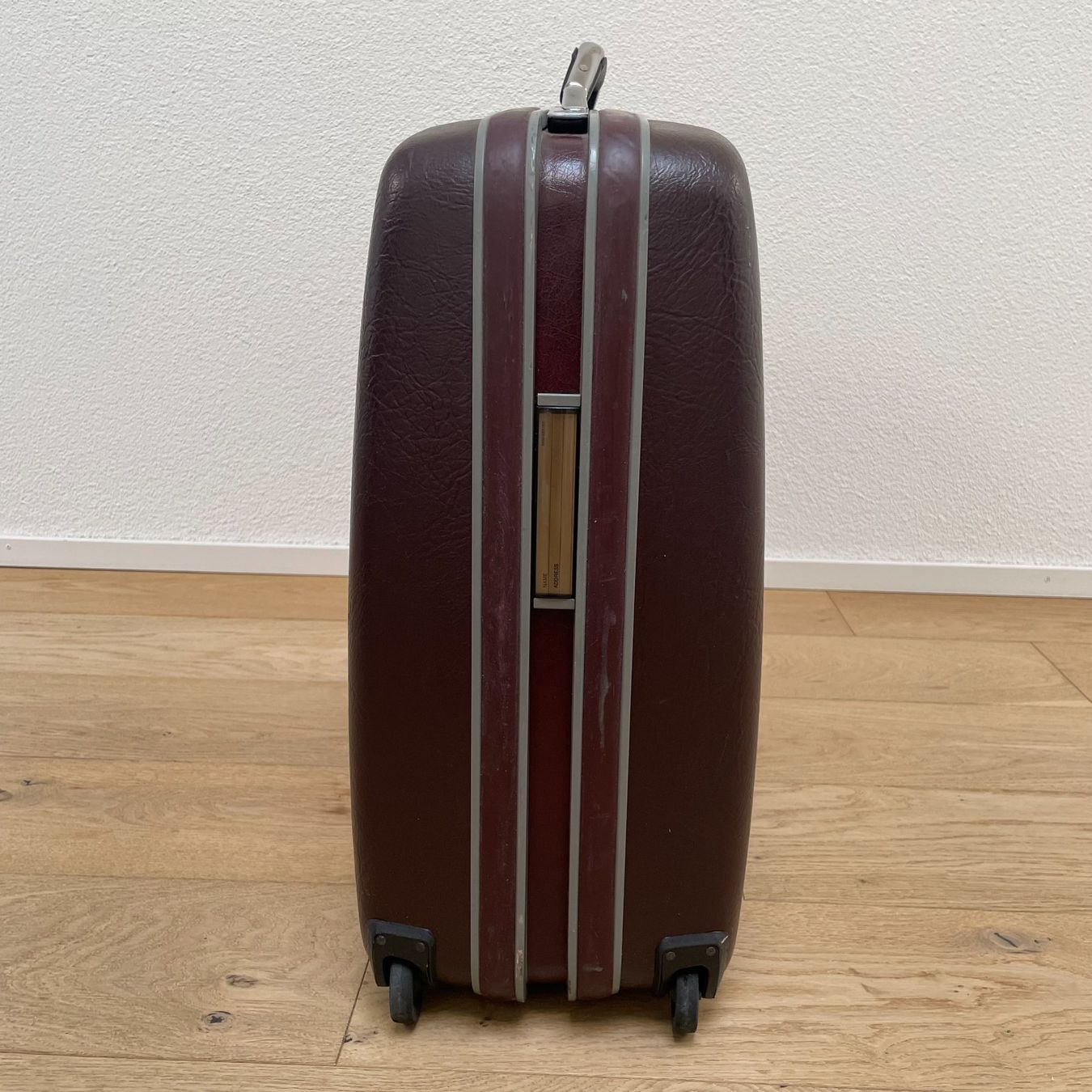 Samsonite Valigie: Samsonite Schalen Koffer 80er – Usato da Aarburg venduto da Qin3ze 2