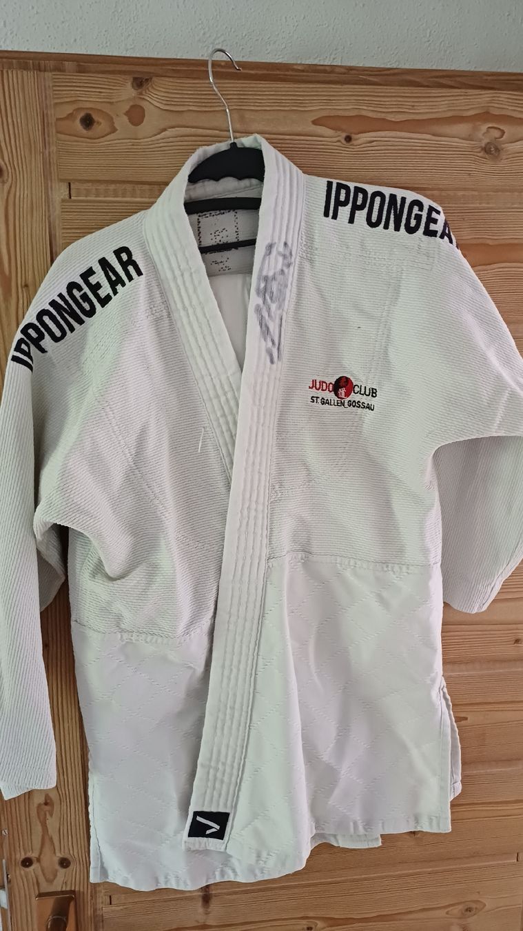 Kimono: Judo Gi Ippongear Gr. 160 – Usato da Degersheim venduto da Alphi