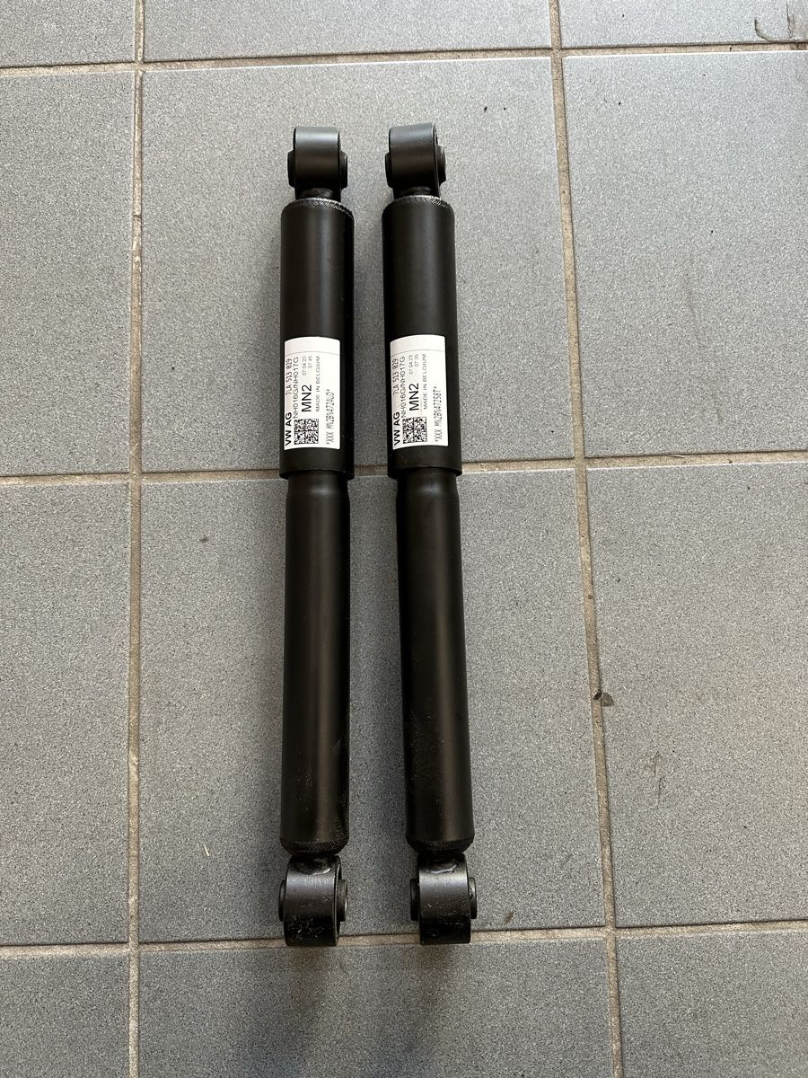 Volkswagen Tutti pezzi di ricambio auto: Stossdämpfer - Set HA Original VW T6.1 – Nuovo (secondo la descrizione) da Schötz venduto da Tuning_und_Zubehoer