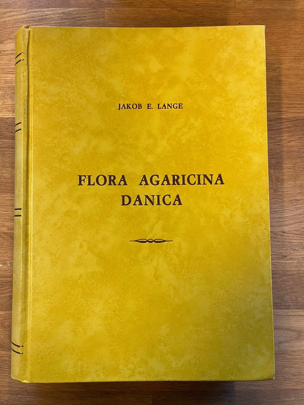 Libri: Jakob E. Lange   Flora Agaricina Danica – Usato da Laufen venduto da Nuria44 1