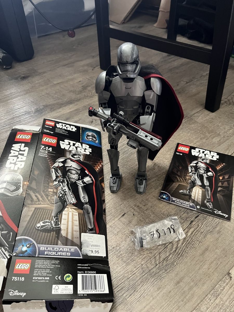Lego Giocattoli: Lego Star Wars 75118 Captain Phasma – Usato da Burgdorf venduto da Caradhras 1