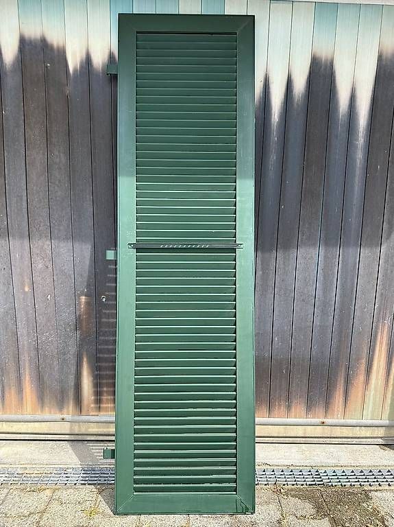 Persiane: Fensterlatten Aluminium – Usato da Kerzers venduto da Kirusanth996