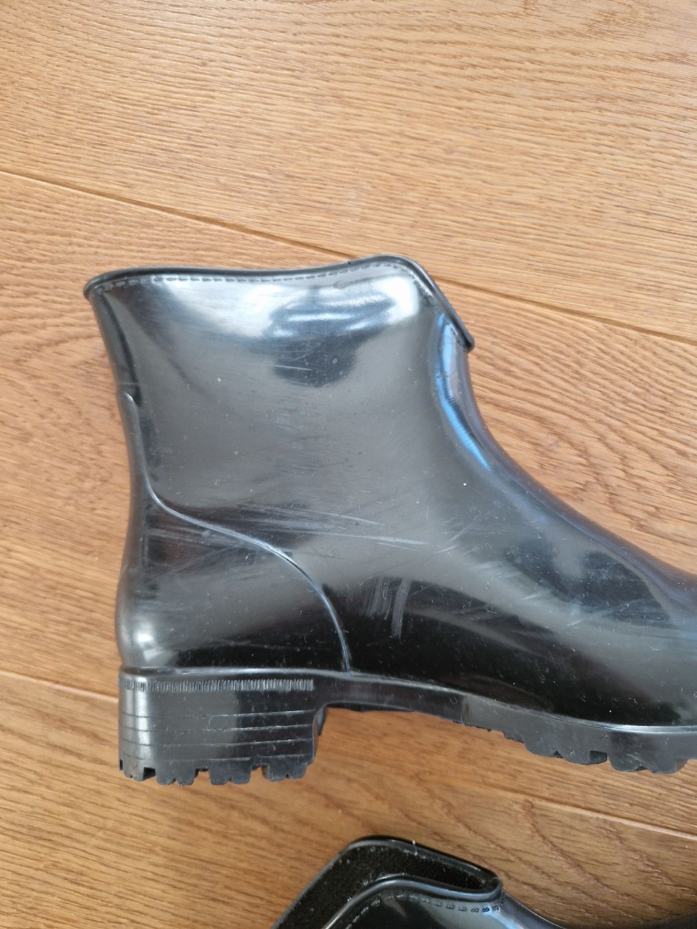 Scarpe per ragazze: Gummistiefel schwarz Grösse 36 – Usato da Eschenbach SG venduto da SanFranciscoCalifornia 5