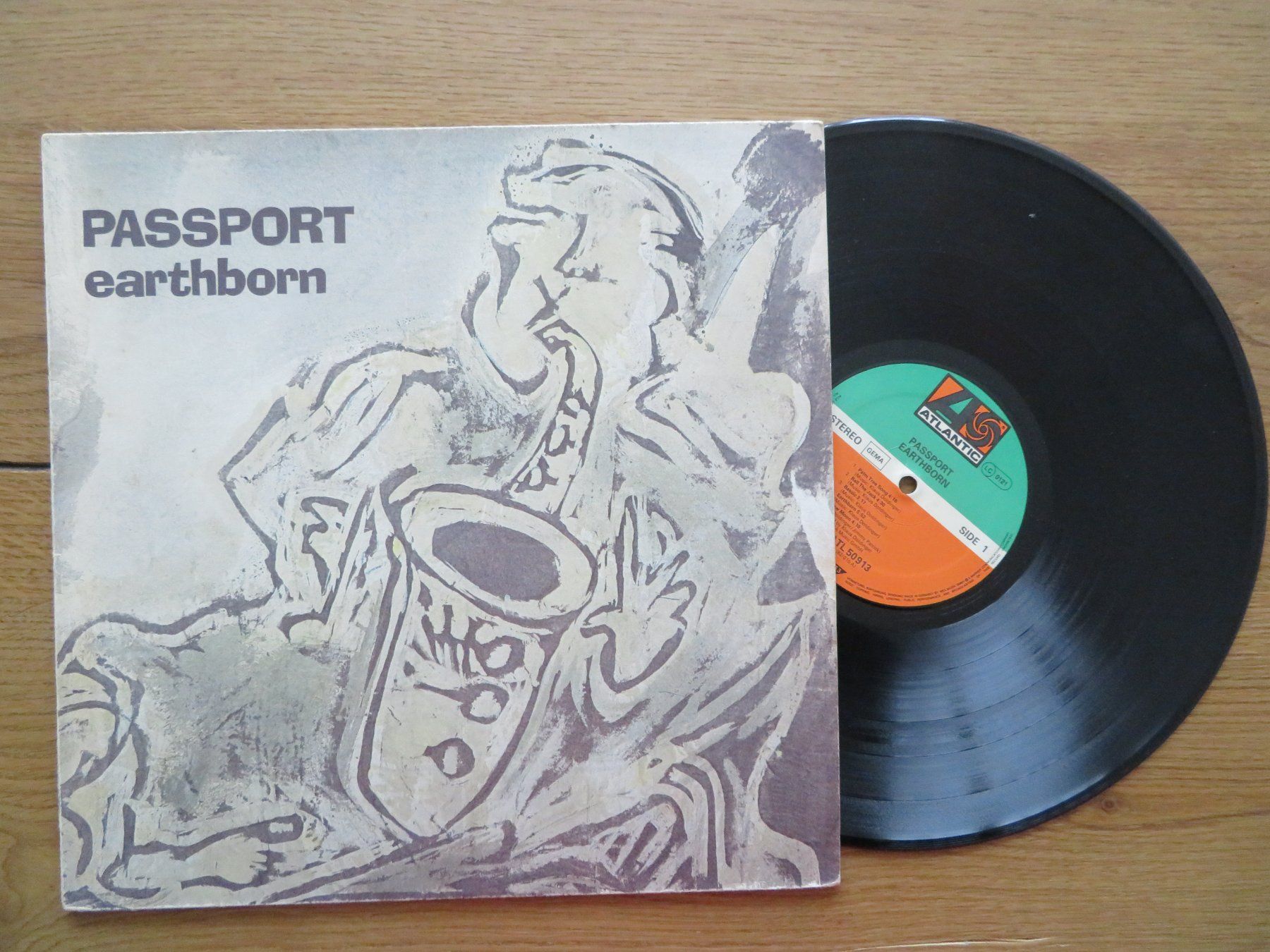 Dischi in vinile: PASSPORT EARTHBORN – Nuovo (secondo la descrizione) da Zürich venduto da max_cp5f