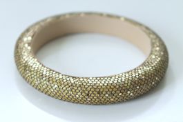 eleganter ARMREIF in goldfarbener Wabenstruktur  Neu!