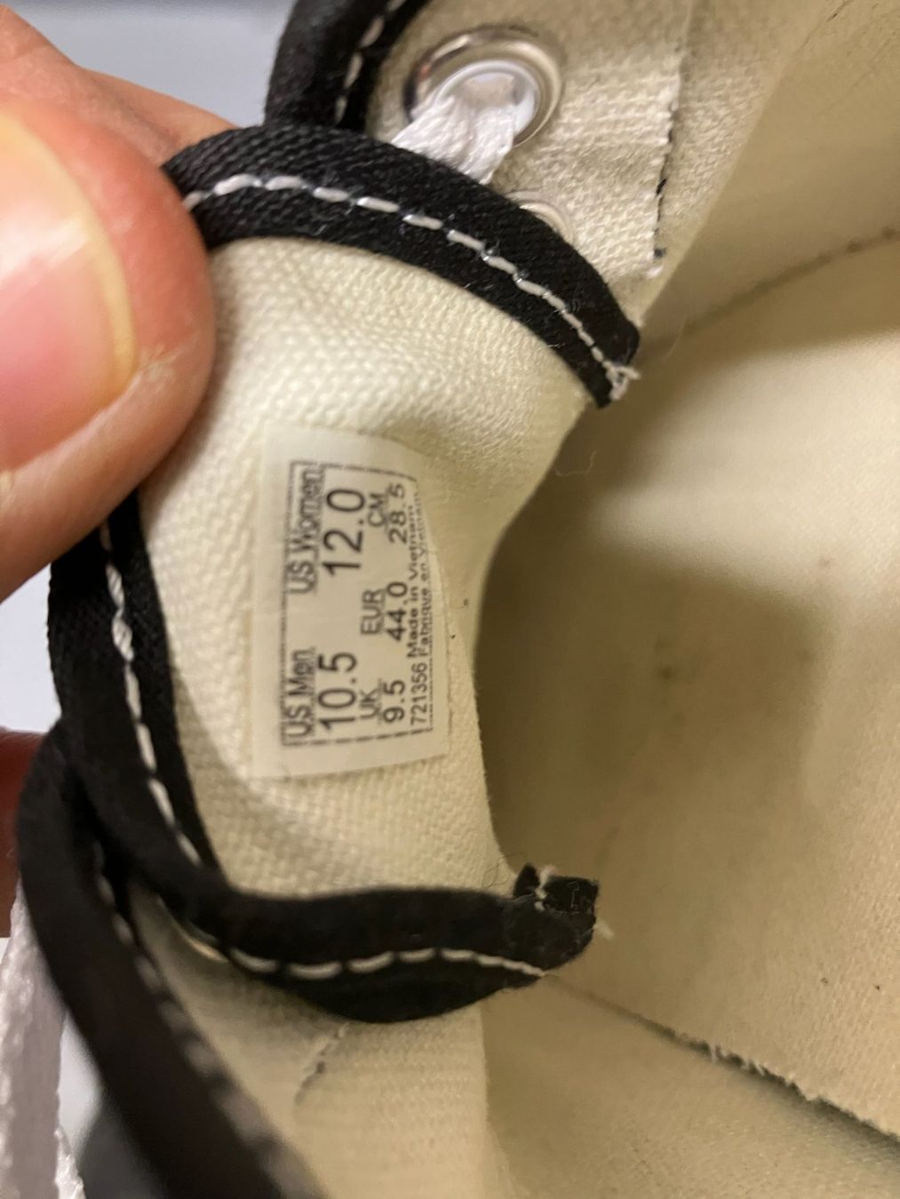 Vans Herrenschuhe: Vans Schuhe Grösse 44 (wide/breit) – Gebraucht aus Zürich von Da_schoefli 2