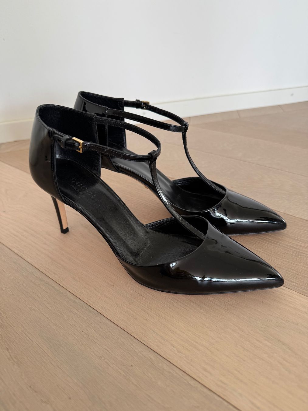 Gucci Scarpe da donna: Gucci Damenschuh schwarz Lack Größe 37.5 – Usato da Kloten venduto da mybestbrands 2