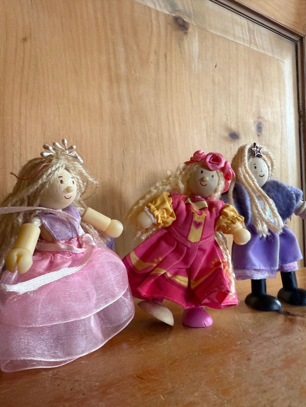 Case e mobili per bambole: Puppenhaus Möbel - 3 BFF sisters – Usato da Forch venduto da amabokke101 1