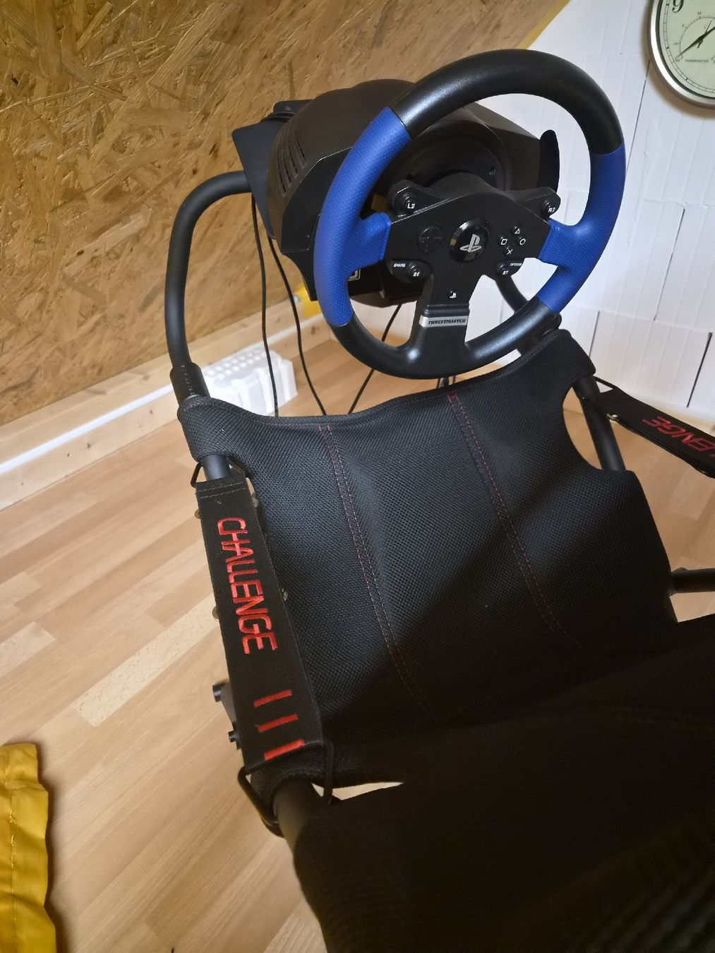 Playseat Stühle: Sim-Racing Set: Thrustmaster T150 & Playseat Challenge (PS5) – Gebraucht aus Grüningen von Openeye 1