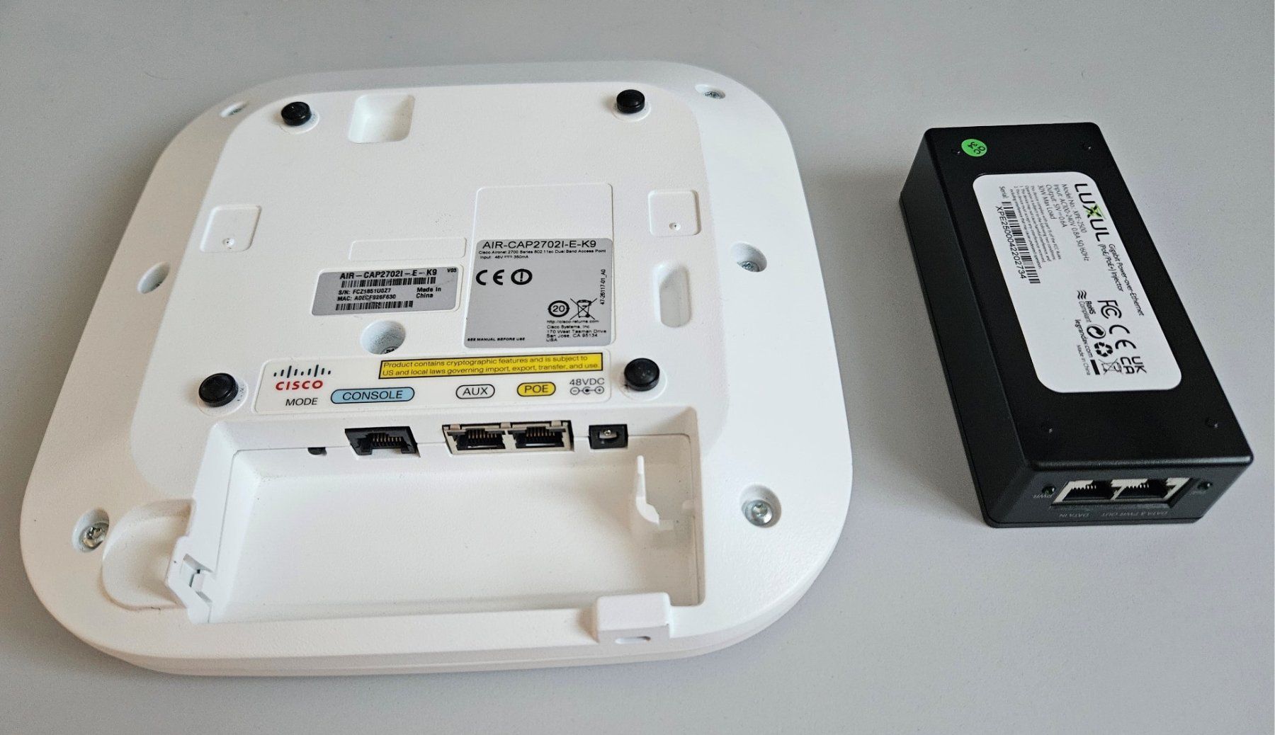 Cisco Modem & Router: Access Point Cisco AIR-CAP2702 Standalone & PoE Adapter – Usato da Thörigen venduto da Tanduro 1