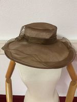 Très joli chapeau cérémonie de mariage