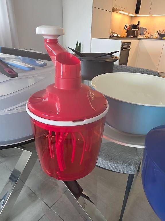 Tupperware Contenitori & Simili: Tupperwares – Usato da Siviriez venduto da laac79 2