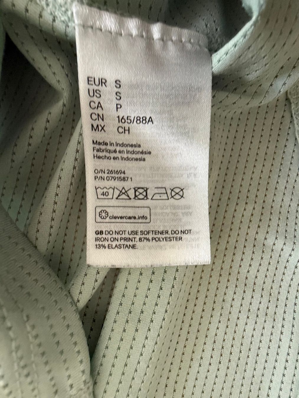 H&M T-shirt: damen Sport Shirt Grösse S – Usato da Kirchdorf AG venduto da coco123 4