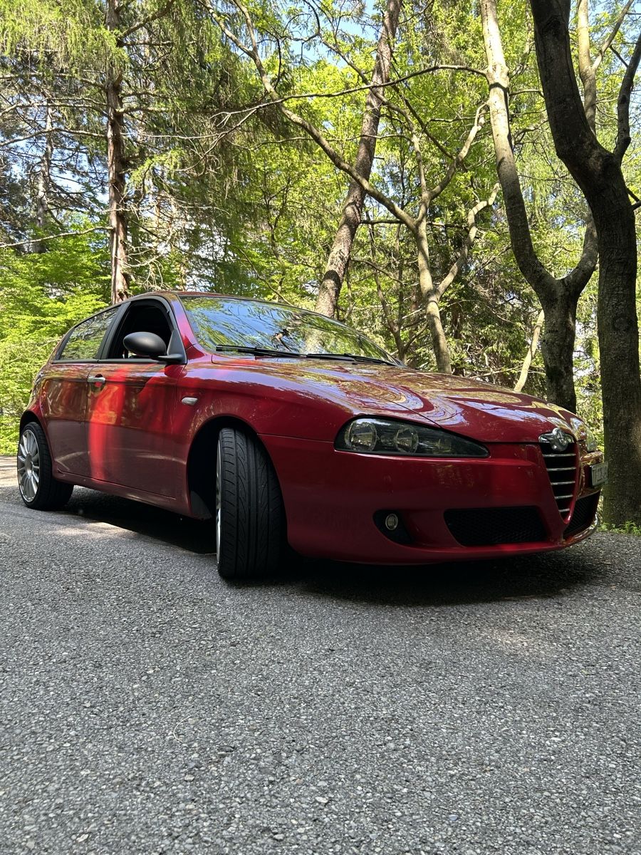 Alfa Romeo Autos: Alfa Romeo 147 2.0 Ti – Gebraucht aus Insone von teo_dh9r 1