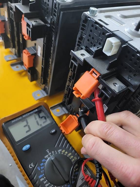 LG Caricatori & Batterie: Renault Batterie-Module, 2p8s, 3.033 kWh, >95% SoH – Usato da Brunnen venduto da modualAG 3