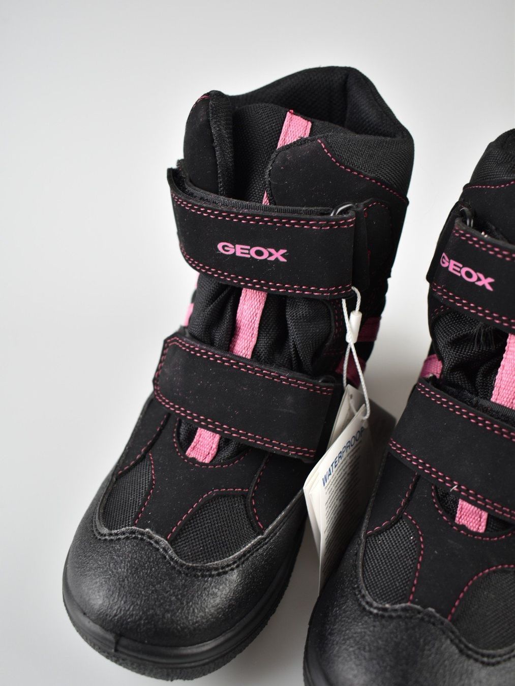 Geox Schuhe für Mädchen: Geox Boots, neu, Gr.31, schwarz/rosa – Neu (gemäss Beschreibung) aus Nürensdorf von 2ND_STORY 3